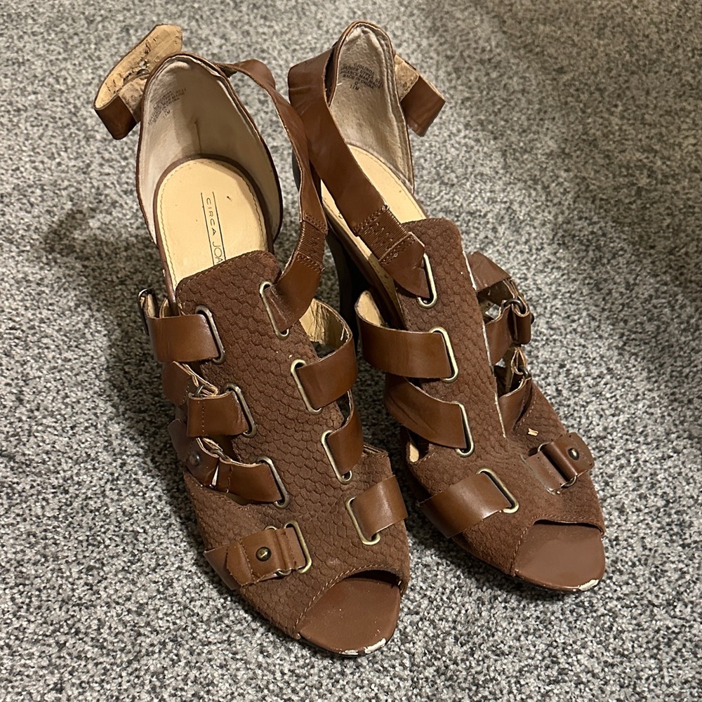 Used Brown Leather Strappy Sandals